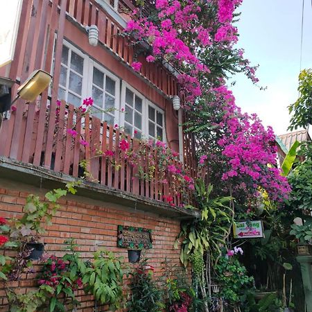 Baitong Homestay 치앙마이 외부 사진